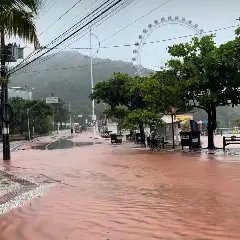 (VÍDEO) Balneário Camboriú decreta estado de emergência devido às chuvas; Governador contata Prefeita - 1