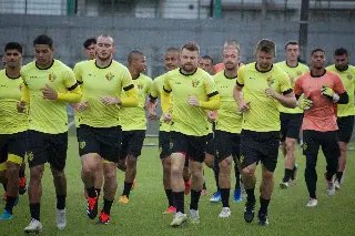 Atacante Guilherme Pira realiza o primeiro treino pelo Brusque - 1