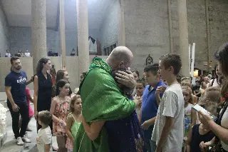 Fiéis se despedem do padre Diomar em celebrações emocionantes na igreja Matriz - 1