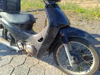 Acidente envolvendo carro e moto deixa idoso gravemente ferido - 1