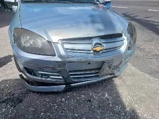 Motociclista fica ferido em colisão com carro no Maluche  - 2