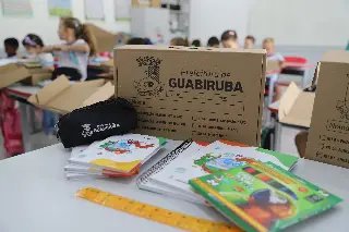 Guabiruba distribui 5 mil kits escolares para início do ano letivo - 4