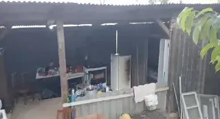 (VÍDEO) Vivendo em depósito, família afetada por incêndio no Águas Claras pede ajuda - 1
