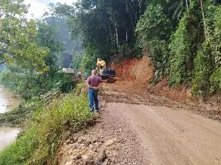 Obras emergenciais recuperam trecho da rua Ernesto Bianchini - 1