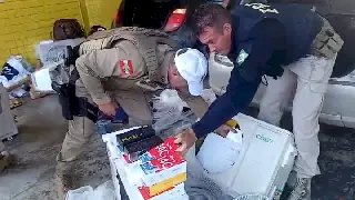 Carga de descaminho é apreendida dentro de aparelhos de ar-condicionado - 1