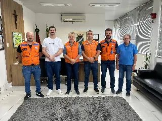 Secretário de Defesa Civil visita Brusque e reforça apoio após tempestade - 1