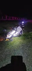 Carro sai da pista e capota na BR-470  - 1