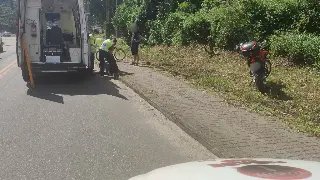 Ciclista tem ferimentos na cabeça após acidente em Brusque - 2