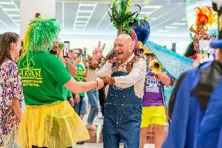 Colaboradores da Havan entram no clima do Carnaval - 3