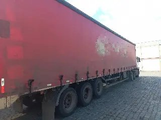 Motociclista fica ferido após colisão com caminhão na rodovia Antônio Heil - 1