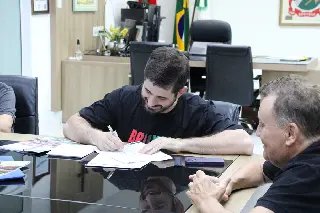 Prefeitura de Brusque renova parceria com a AmpeBr - 2