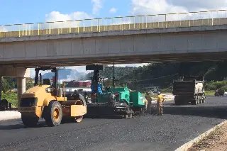 Trechos na nova Beira Rio começam a receber pavimentação asfáltica - 1