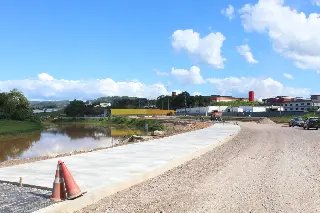Trechos na nova Beira Rio começam a receber pavimentação asfáltica - 3