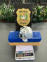 Maconha é encontrada em bolsa de bebê e leva casal à delegacia em Brusque - 1