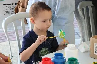 Sábado Fácil reúne diversas famílias na Praça Barão de Schneeburg - 1