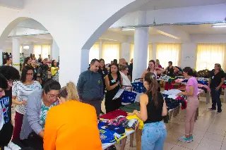 Hospital Azambuja promove bazar com grande participação - 1