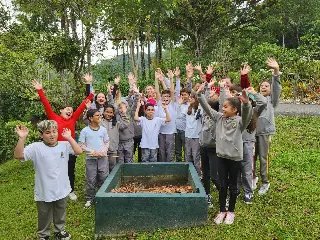 Crianças do projeto Sairinhas aprendem sobre compostagem - 4