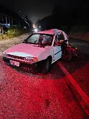 (VÍDEO) Imagem mostra momento da forte colisão entre carro e moto em Botuverá - 1