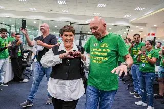 Luciano Hang recebe Marcia Sensitiva na megaloja Havan - 1