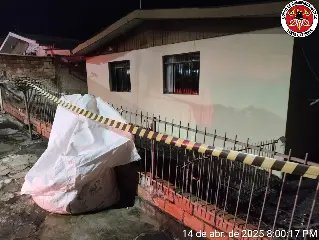 Homem é encontrado carbonizado após incêndio em residência - 2
