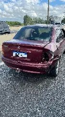 Dois ficam feridos após colisão entre moto e carro - 3