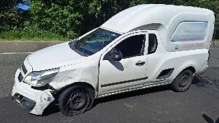 Dois carros de Brusque se envolvem em engavetamento na rodovia de acesso à Penha - 4