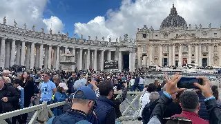 Vigário da Paróquia São Luís Gonzaga participa da missa de exéquias do papa Francisco - 7
