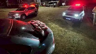 Abordagem da PM termina com prisão por tráfico e internação de menor - 1