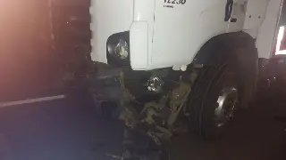 Criança de 3 anos morre após colisão entre carro e caminhão - 1