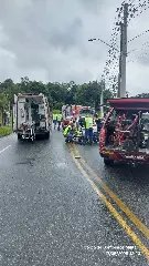 Três ficam feridos em acidente envolvendo dois carros - 1