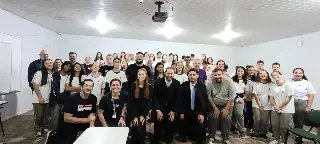 Parceria entre UNIFEBE e escola Augusta Dutra transforma sala de aula em tribunal literário - 2