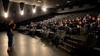 Hang vira Stitch em reabertura do Cine Gracher na Havan - 1
