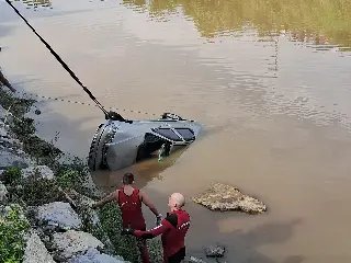(VÍDEO) Corpo foi encontrado a seis metros de profundidade, diz Bombeiros - 1