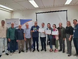(VÍDEO) Sindilojas apresenta pesquisa e premia vitrines de Páscoa 2025 - 2