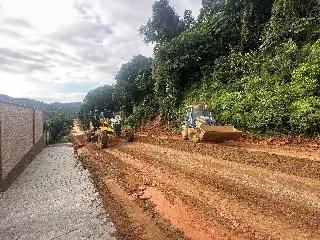 Início das obras de pavimentação na Rua Paulo Knihs marca avanço no bairro Águas Claras - 2