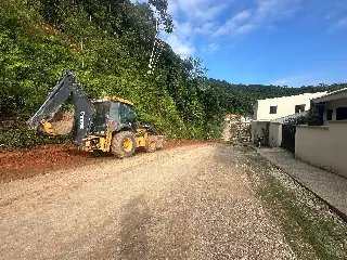 Início das obras de pavimentação na Rua Paulo Knihs marca avanço no bairro Águas Claras - 1