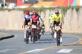 Ciclismo Speed reúne atletas e agita manhã de domingo em Brusque - 3