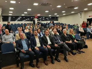 (VÍDEO) UNIFEBE sedia sessão solene pelos 150 anos da imigração italiana em SC - 4