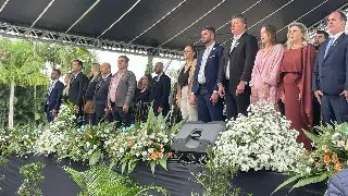 (VÍDEO) Guabiruba comemora 63 anos com desfile cívico e presença de autoridades - 7