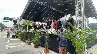 (VÍDEO) Guabiruba comemora 63 anos com desfile cívico e presença de autoridades - 8