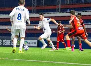 Futebol suíço e vôlei agitaram os jogos comunitários de Brusque  - 4