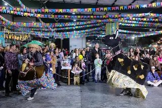 Mesmo com chuva e frio, 3º Arraiá Solidário esquenta corações no Pavilhão da Fenarreco - 12