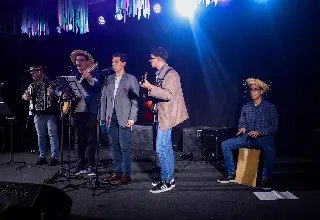 Mesmo com chuva e frio, 3º Arraiá Solidário esquenta corações no Pavilhão da Fenarreco - 5
