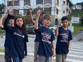 Escola representa Brusque em projeto nacional de cidadania e controle social - 1