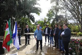 Prefeitura inaugura praça em homenagem ao “Mão de Onça” - 3