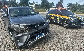 (VÍDEO) Fuga de motorista leva à recuperação de camioneta furtada - 2