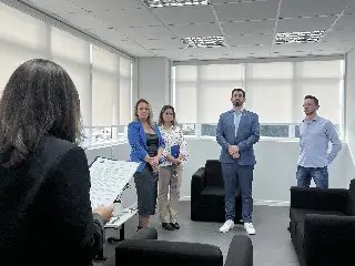 Prefeito assina decreto que cria o selo “Empresa Abraça Mulher” - 2