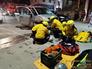 Homem fica ferido após colisão entre moto e carro - 1