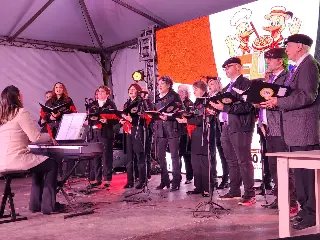 Festa Literária de Brusque abre oficialmente com homenagem; confira programação - 1