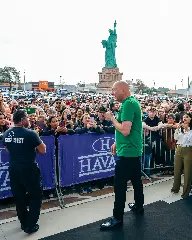 Havan inaugura megaloja de número 182 com presença de Luciano Hang e família - 5